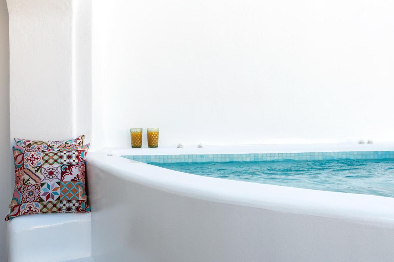 Dolce Suites Kamári Buitenkant foto